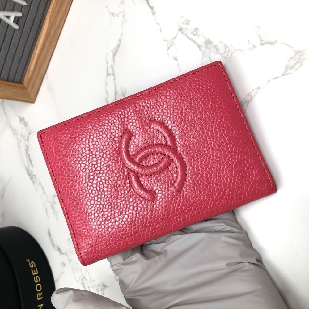 SOLD Chanel CC Pink Caviar Leather Card holder Case Wallet - Picture 3 of 13